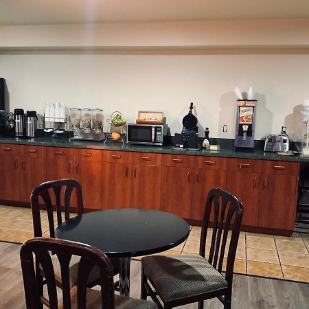 Econo Lodge Toppenish Екстер'єр фото