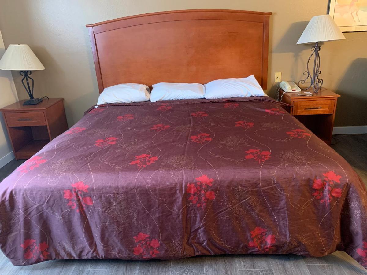 Econo Lodge Toppenish Екстер'єр фото