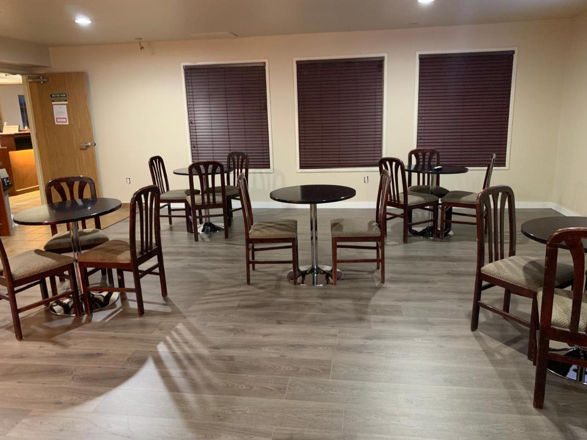 Econo Lodge Toppenish Екстер'єр фото