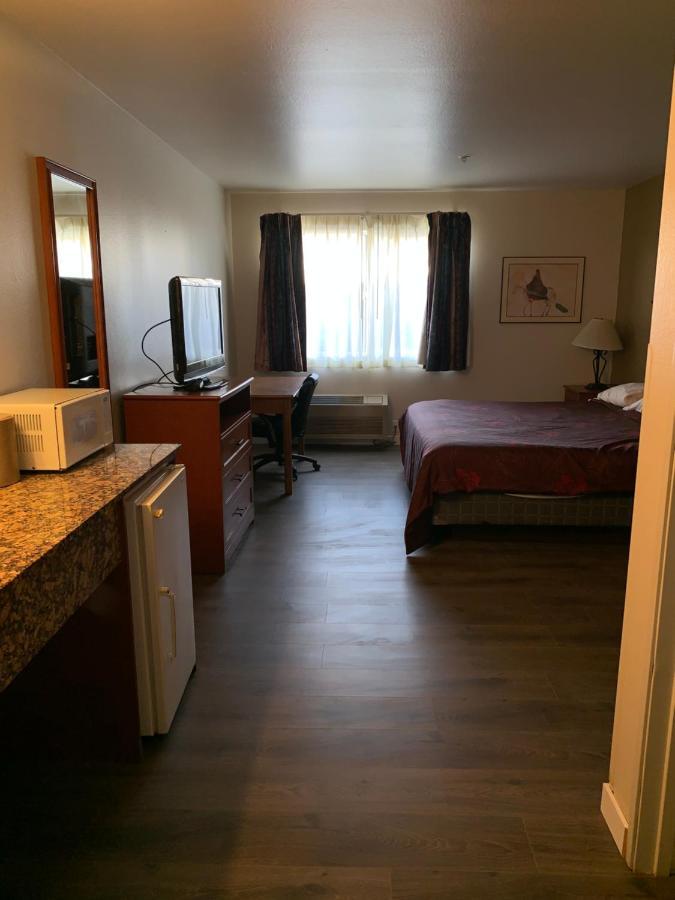 Econo Lodge Toppenish Екстер'єр фото